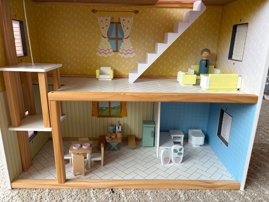 Детска къща за кукли