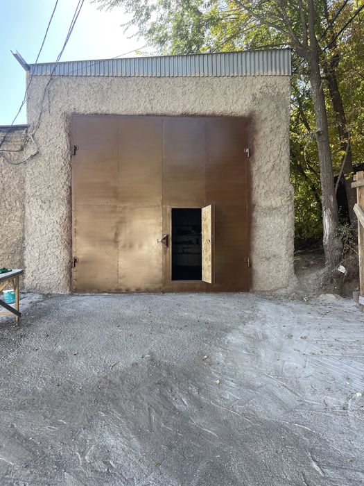 Продам большой гараж