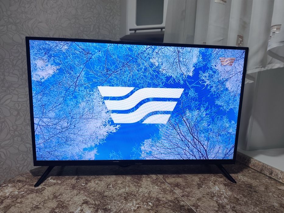 Телевизор Смарт 82 см диагональ
