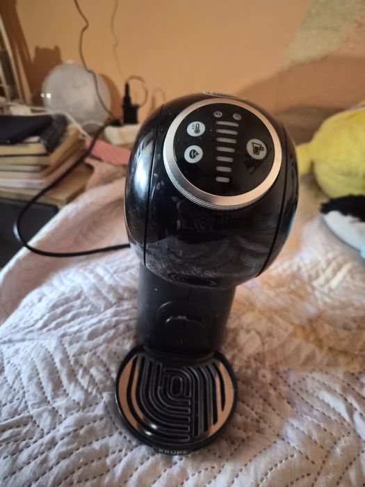 Кафемашина с капусли Nestle Dolche Gusto KRUPS