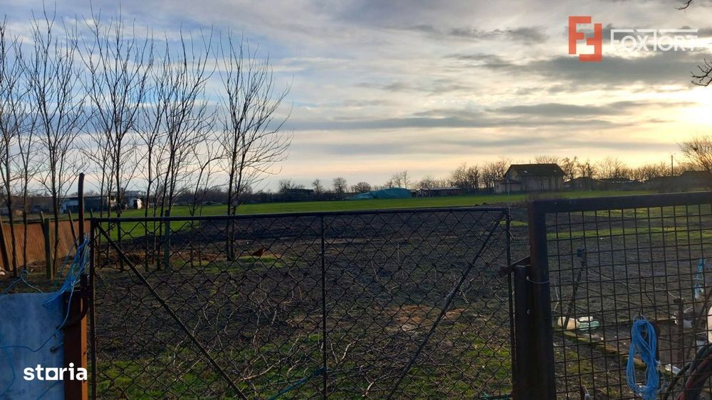 Casa individuala + hala de vanzare in Grabat