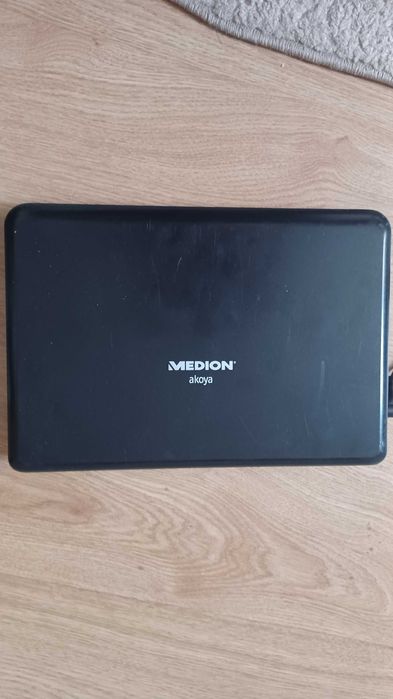 Medion akoya MD97160