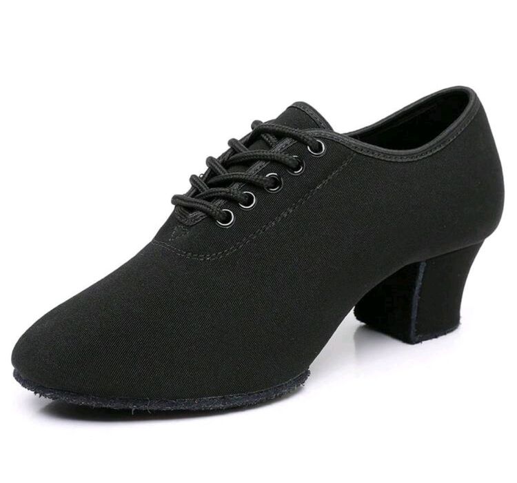 Нови черни обувки за танци 39