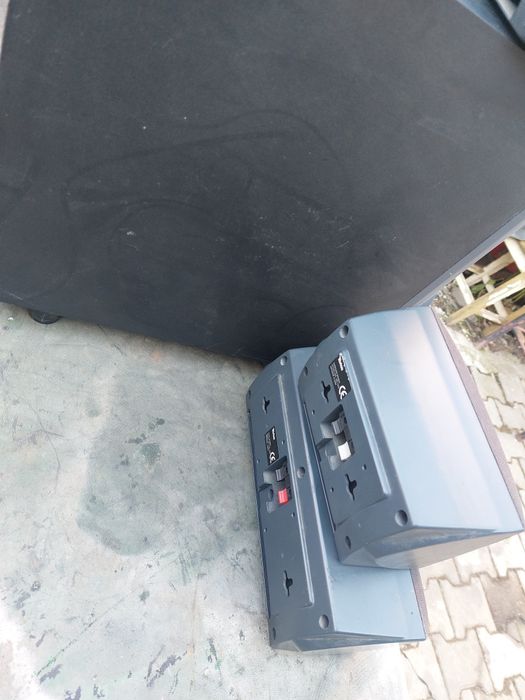 Vând sistem 5 boxe și nu vufar