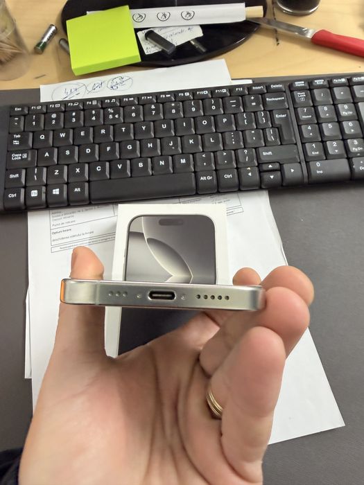 Iphone 16 Pro/ Factura/ Garantie