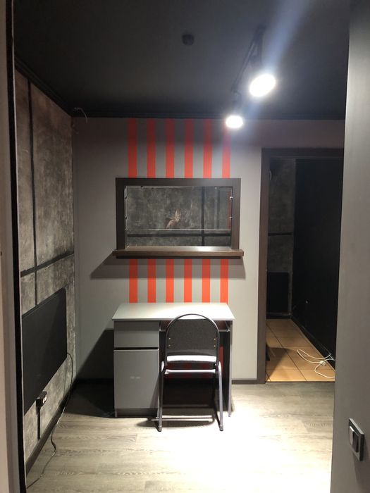 Офис   20 кв    2 этаж.