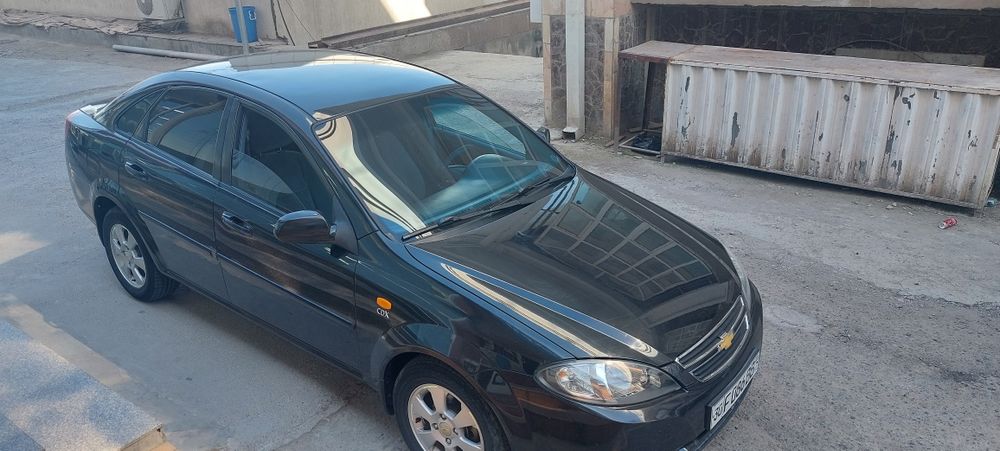 Ласетти оптра. 2008 йил. Жентра килинган.