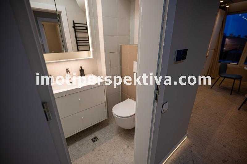 Продава се Двустаен апартамент в Пловдив, Остромила - 71 кв.м за 1121 €/кв.м - Снимка #8