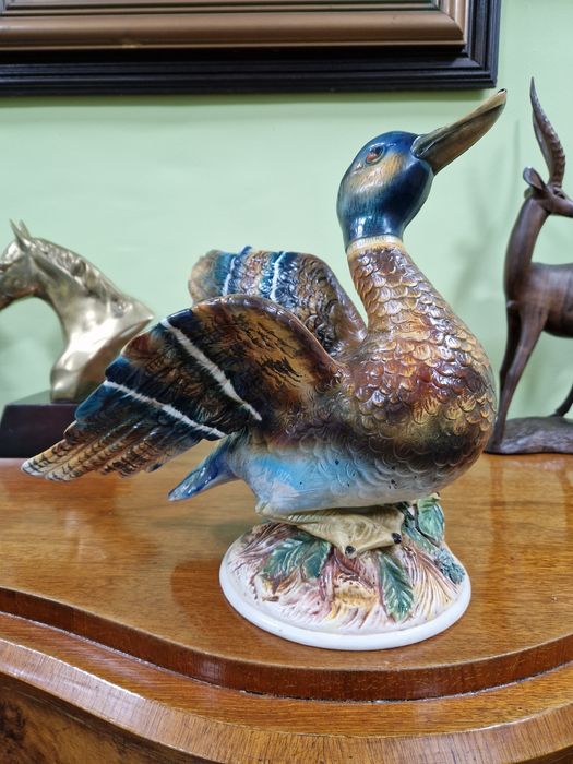 Уникална голяма антикварна италианска порцеланова фигура статуетка