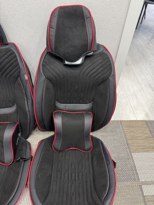 Продам комплект чехлов на автомобиль