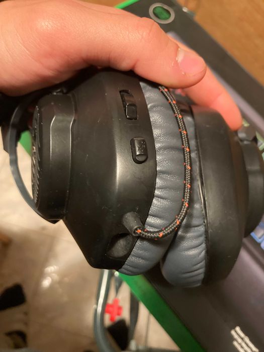 JBL Quantum100 слушалки