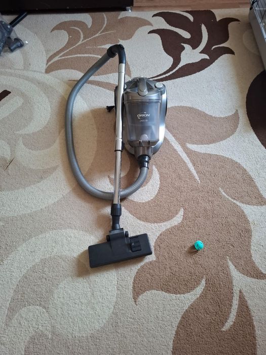 Продам пылесос б/у