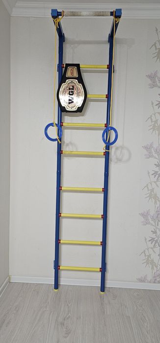 Шведская стенка-турник