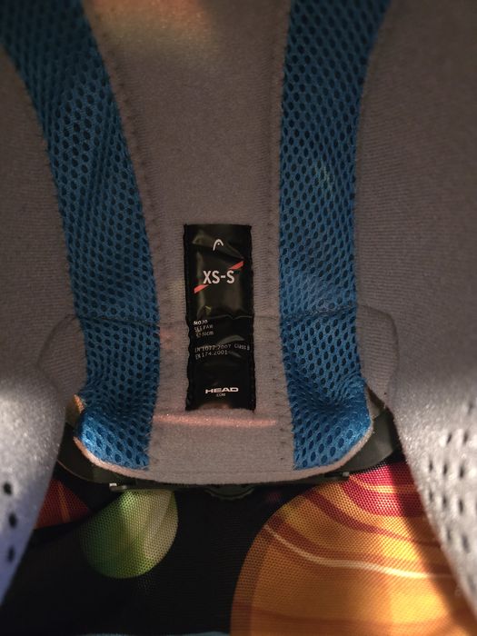 Детска каска и маска за ски