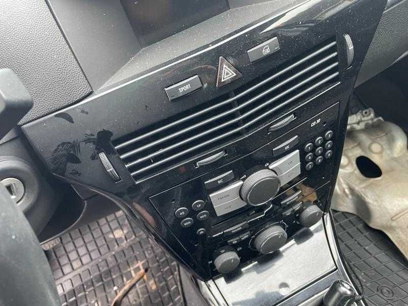 Опел Астра H 1.8i / Opel Astra H 1.8i на части