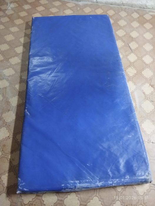 Продам спортивные маты (3 шт)