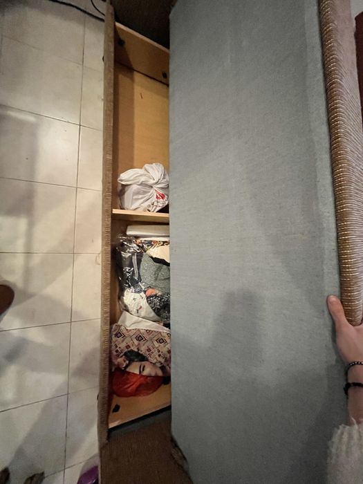 Подарява се - Диван с ракла и фунция сън