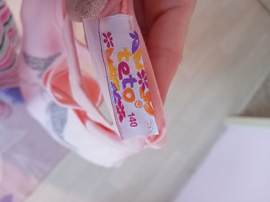 Рокля размер 140