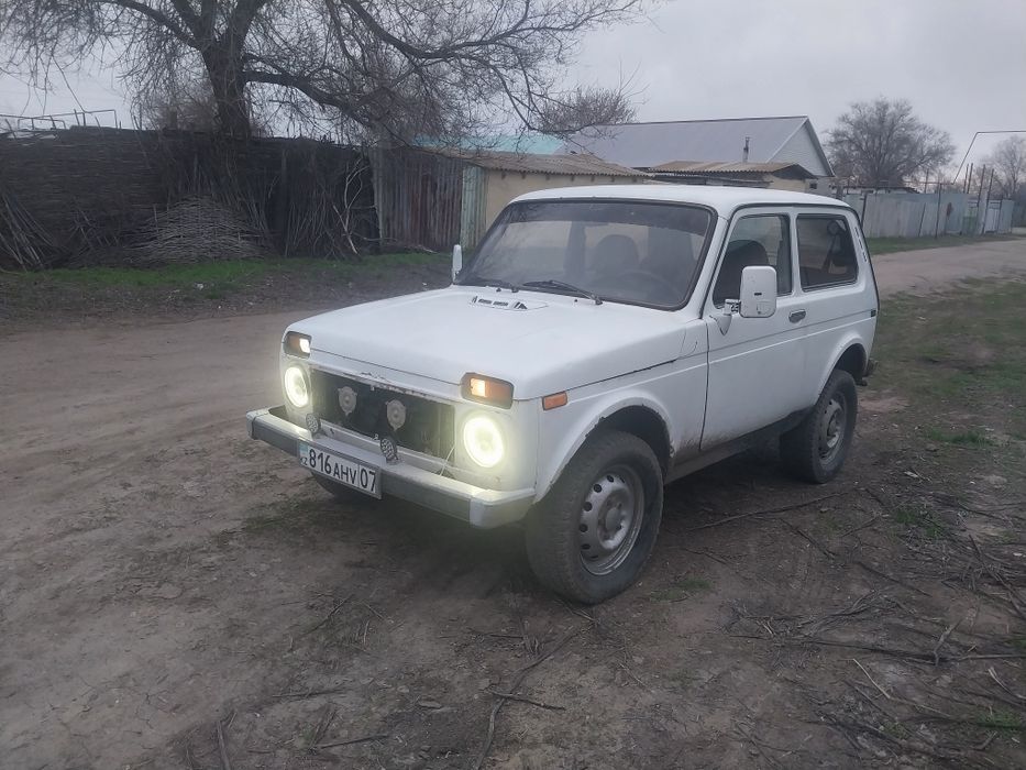 Продам ниву инжектор