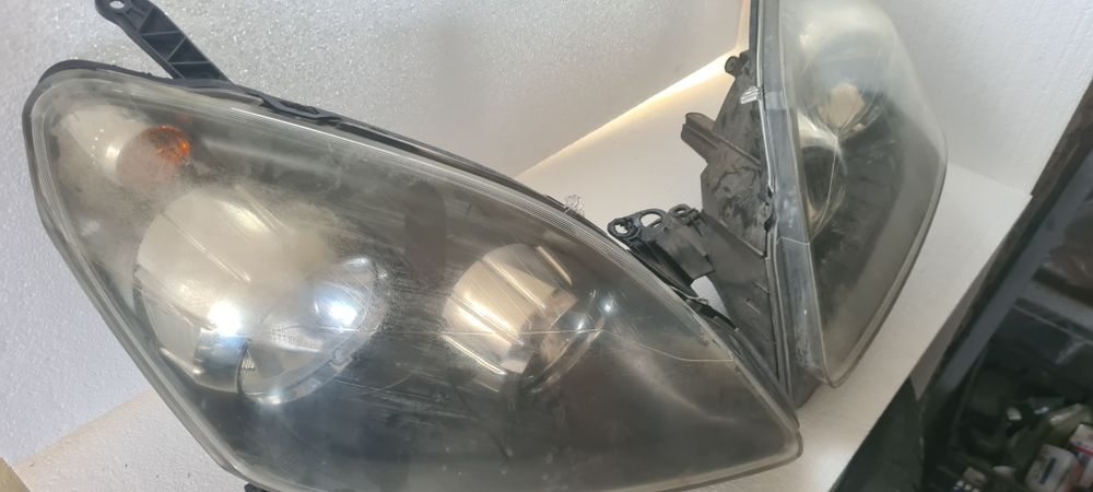 Far grila fata opel Zafira b