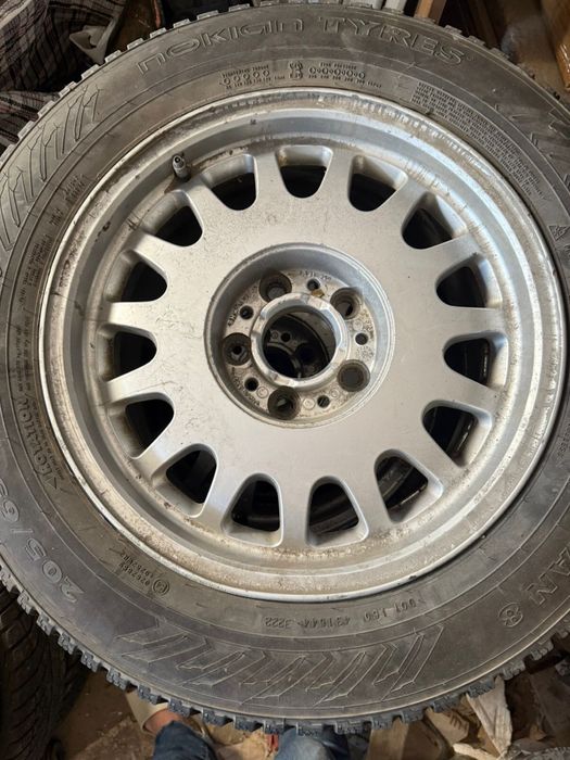 Продам диски с резиной r16