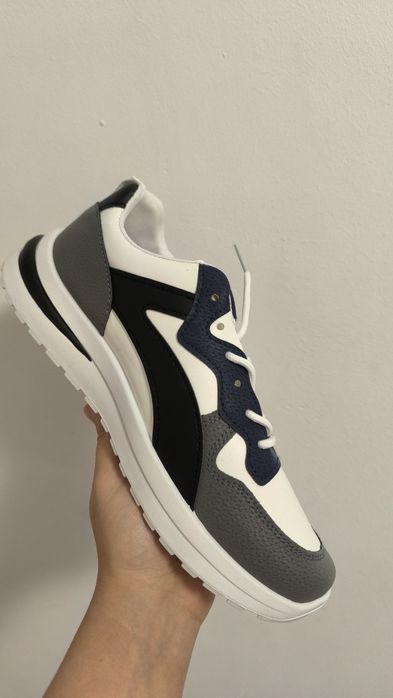 Хорошие кроссовки