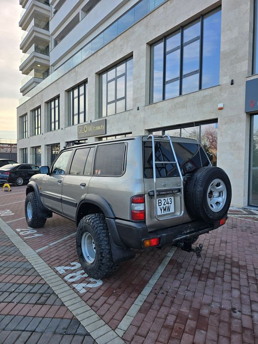 Nissan Patrol Y61 Autoutilitara 3.0 fara rugina
