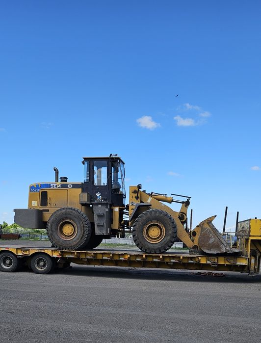 Сдам в аренду погрузчик, грейдер GR-215