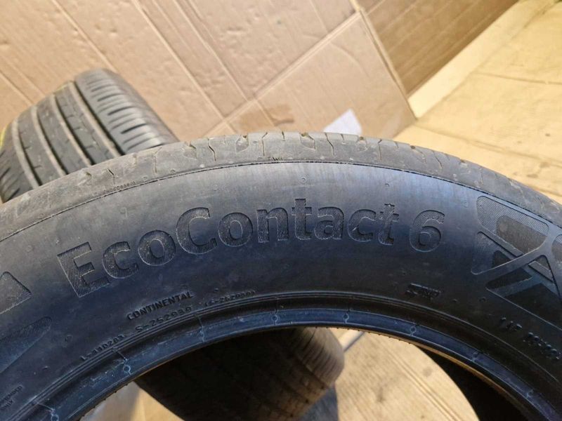 2 Continental R17 215/60
летни гуми DOT0922