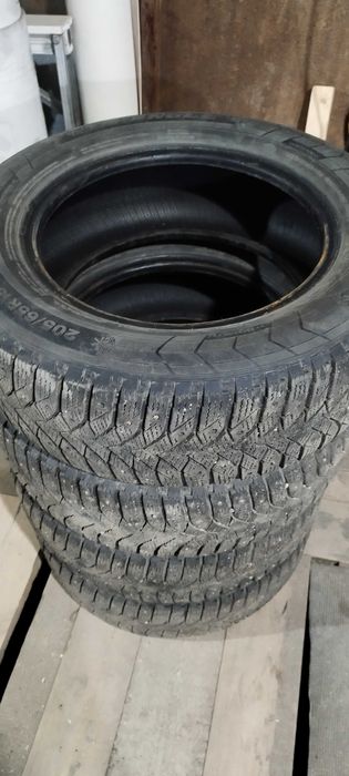 Зимние шины в комплекте