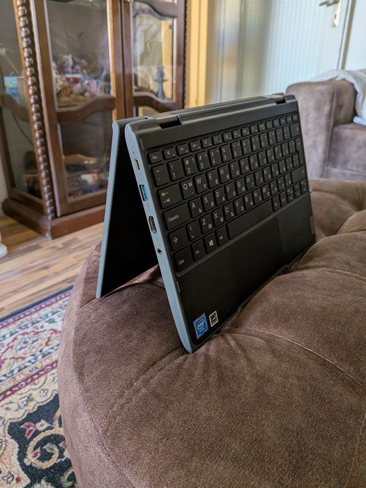 Като нов + Писалка + 128GB Карта! Лаптоп/Таблет Lenovo 300e 2nd Gen