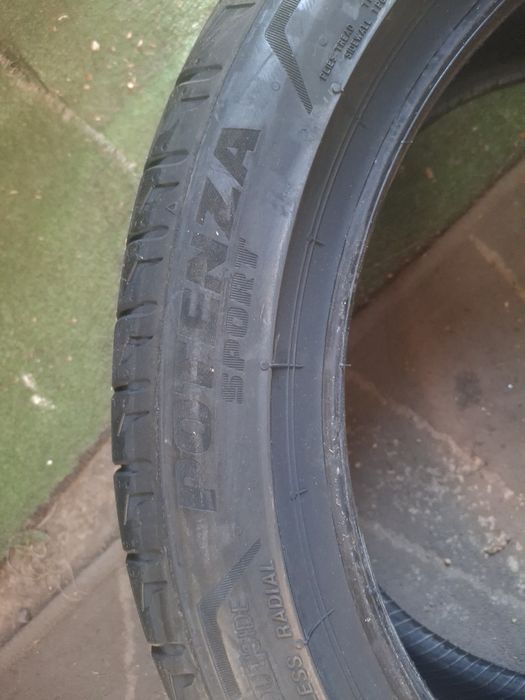 215 45 17 Bridgestone DOT 2022 vara NOI
