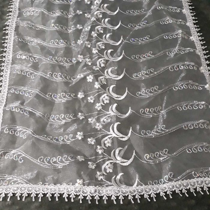 Тишлайфер и Карета с бродерия и мъниста