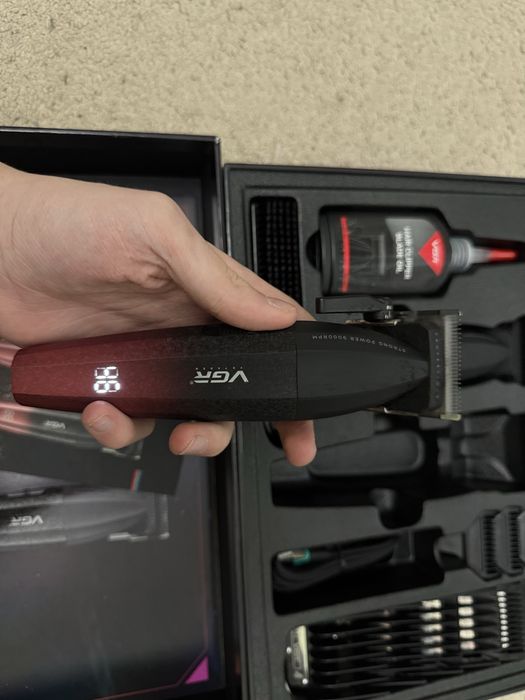 Парикмахерская машинка vgr v640