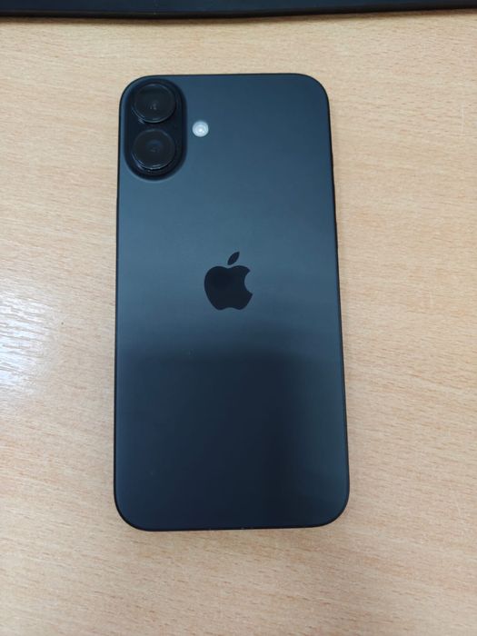 iPhone 16 plus 128gb