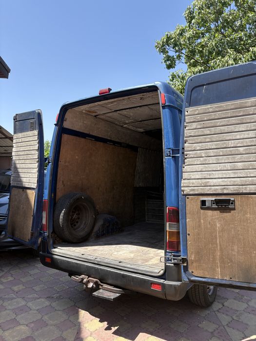 Mercedes-Benz Sprinter 313