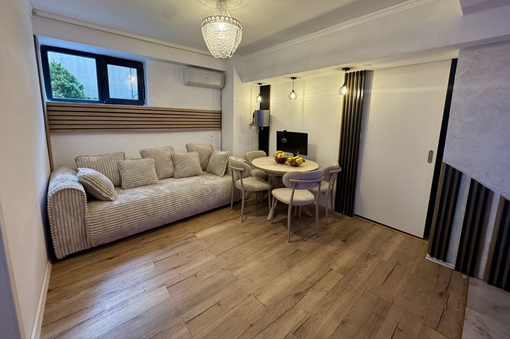 Damaroaia sector 1 Propietar vand apartament 67m utili centrala propie mobilat utilat