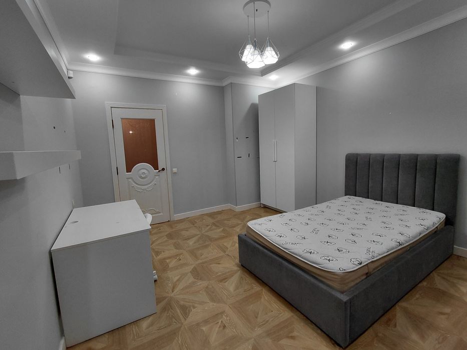 Продается 6-ти комн.квартира