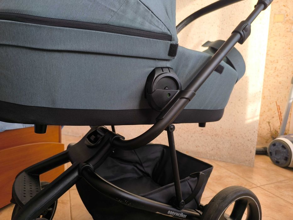 Бебешка количка Easywalker Harvey 3  (2 в 1) + подаръци