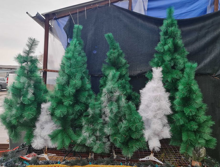 Безплатна Доставка Изкуствена Коледна Елха от 120см до 270см