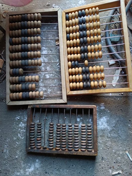 Продам бадминтон мячи