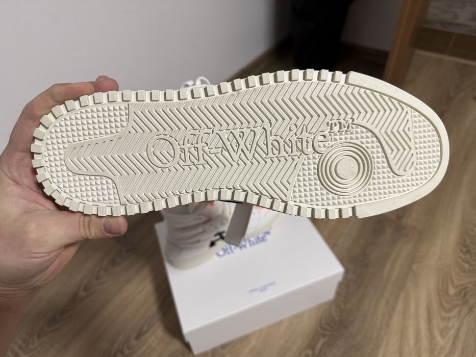 Off-White Court 3.0  - (NOI)