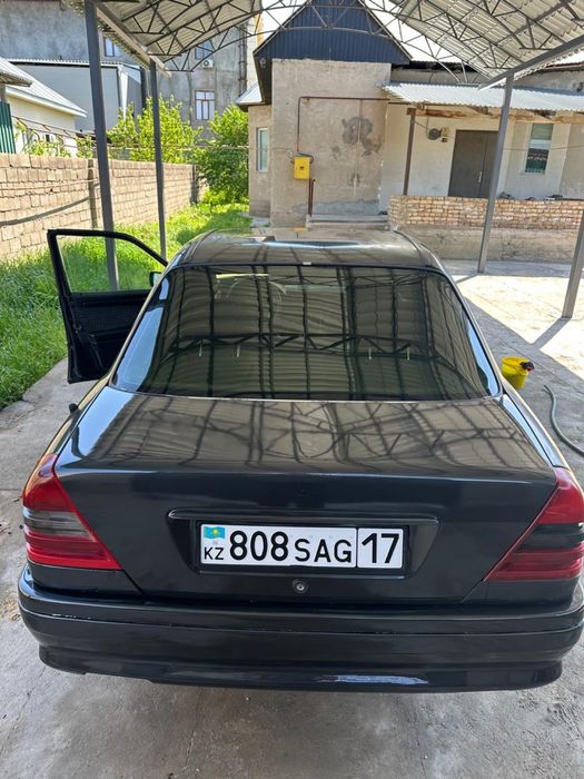 Мерседес С180 Mercedes w202