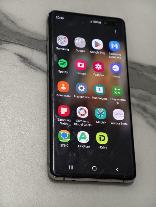 Samsung S10 Plus 5G 256 gb Ram 8 android 11