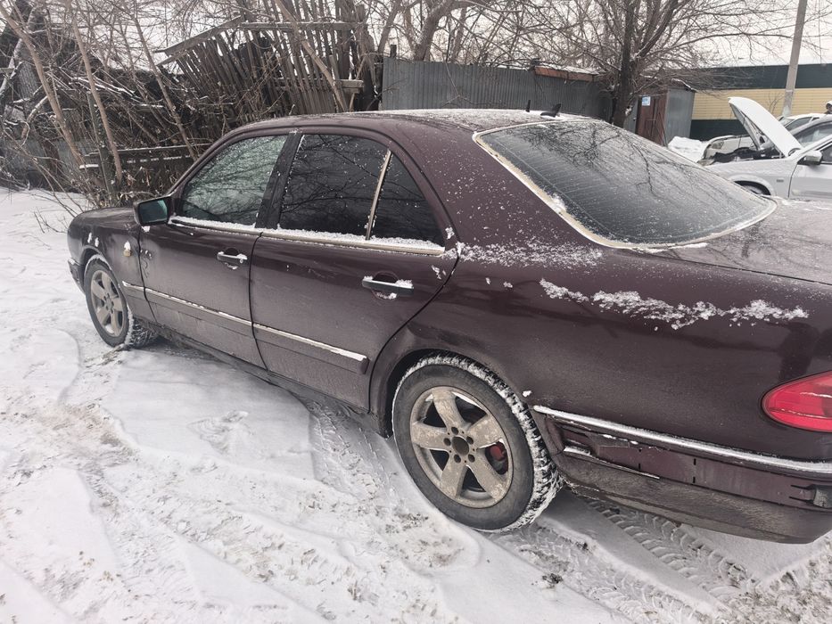 Продам мерс w210 2.8