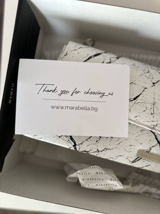 Продавам нова чанта с мраморен принт Marabella