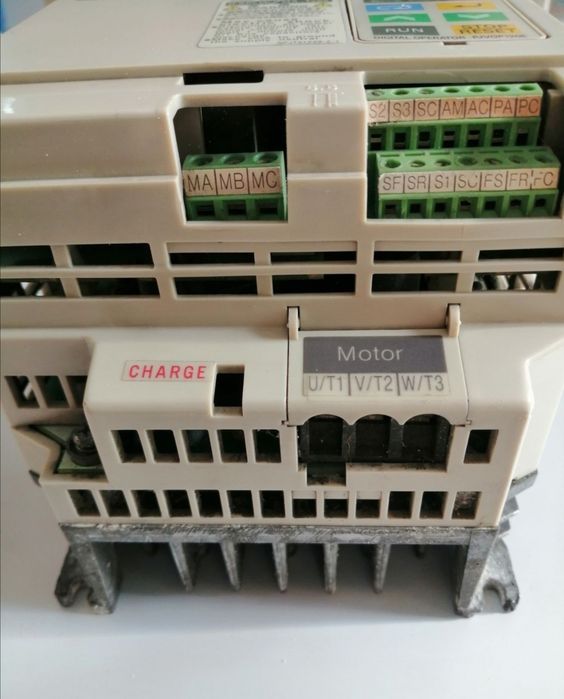Omron Converter Model 3G3EV PROFESIONAL Made in Japan