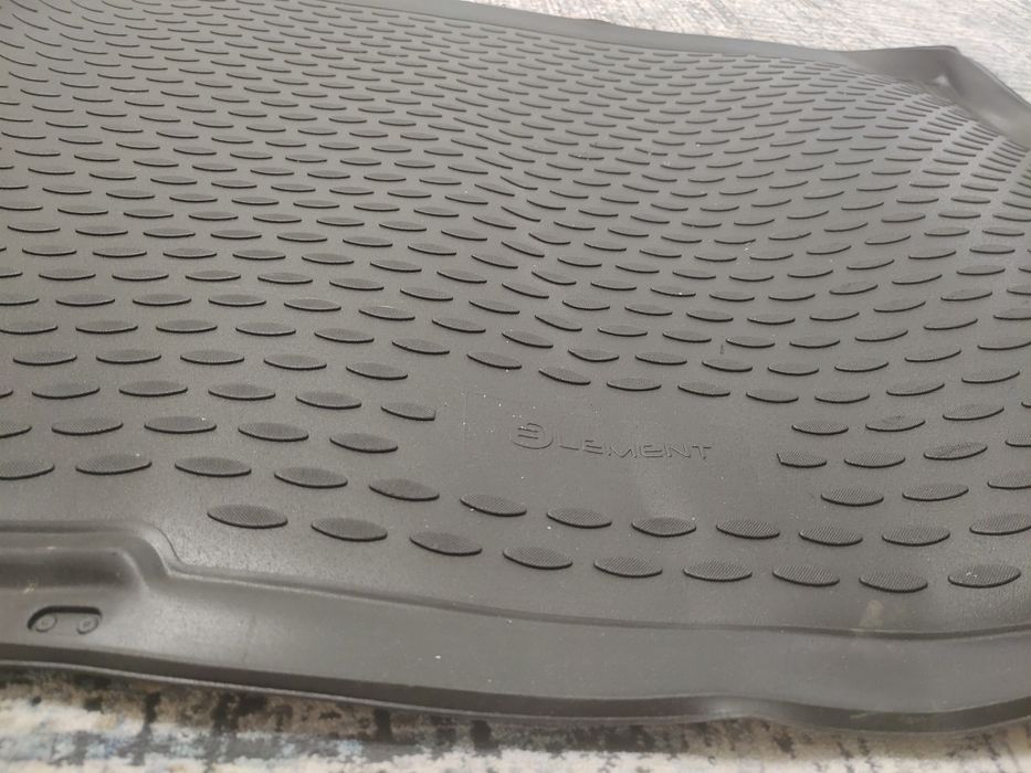 Полик для Nissan Qashqai