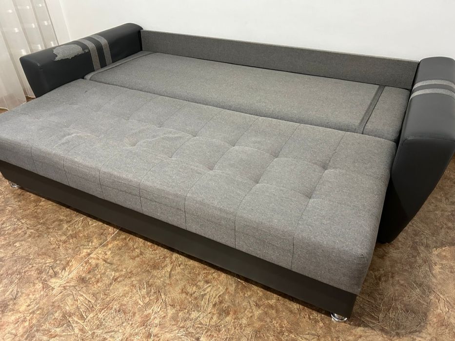 срочно продам диван!!