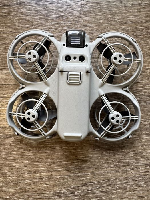 Drona DJI Neo, 4K30, 12MP